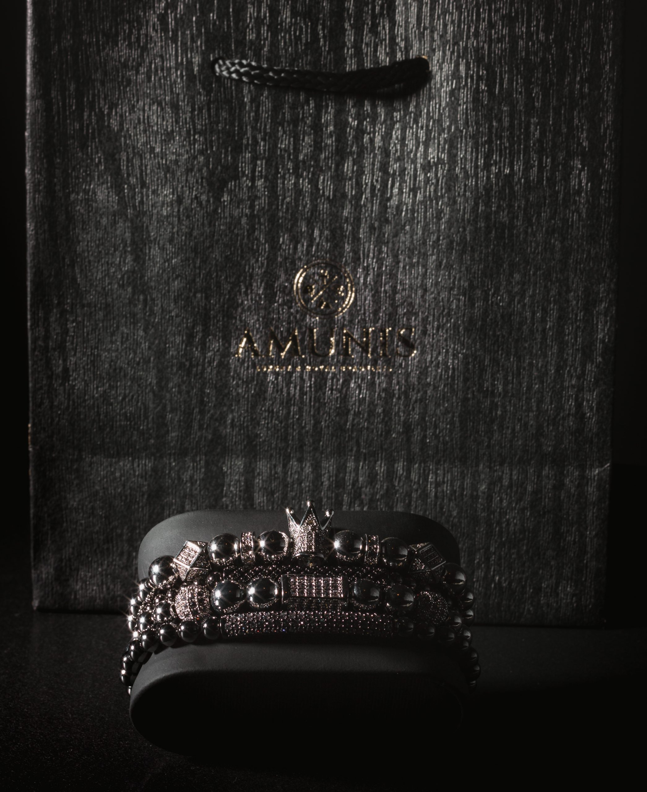 Amunis : Luxury & Royal Bracelets